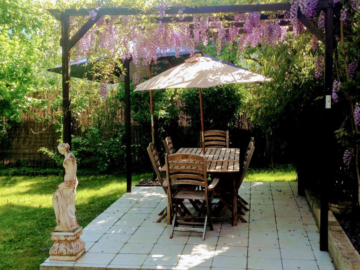 A l'Orée du Parc Bed and Breakfast Besanzón Exterior foto